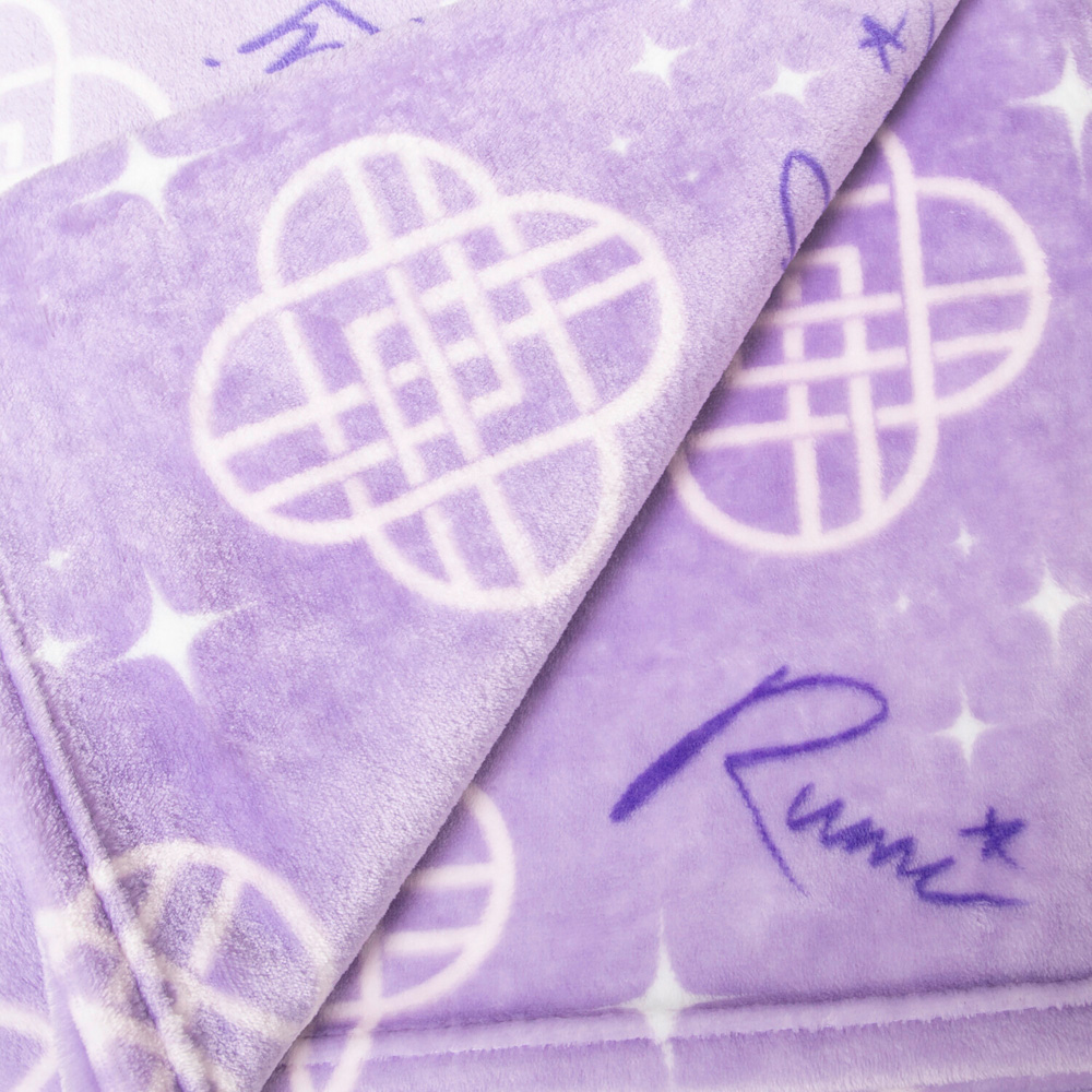 K-Pop Demon Hunters Fleece Throw Lilac Image 4