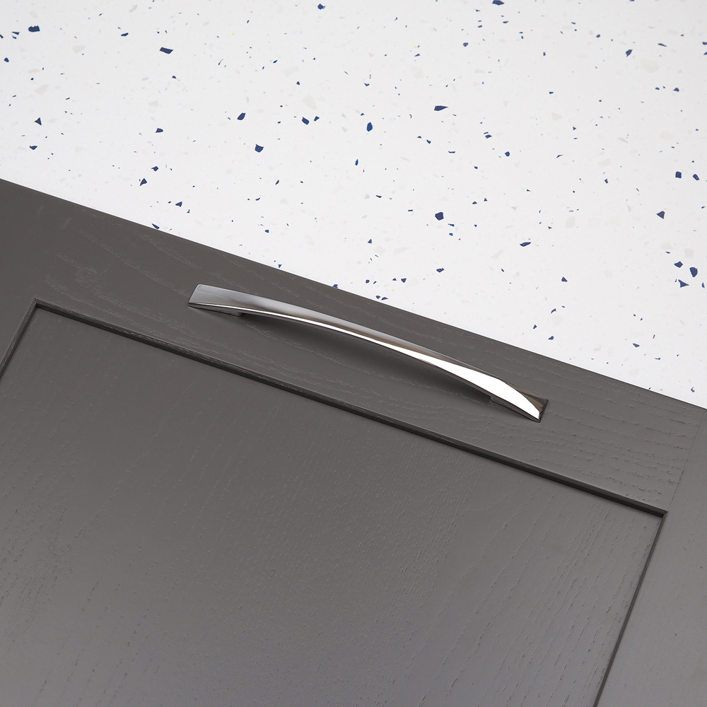 Handle & Home Polished Chrome Bow Handle 160mm Image 6