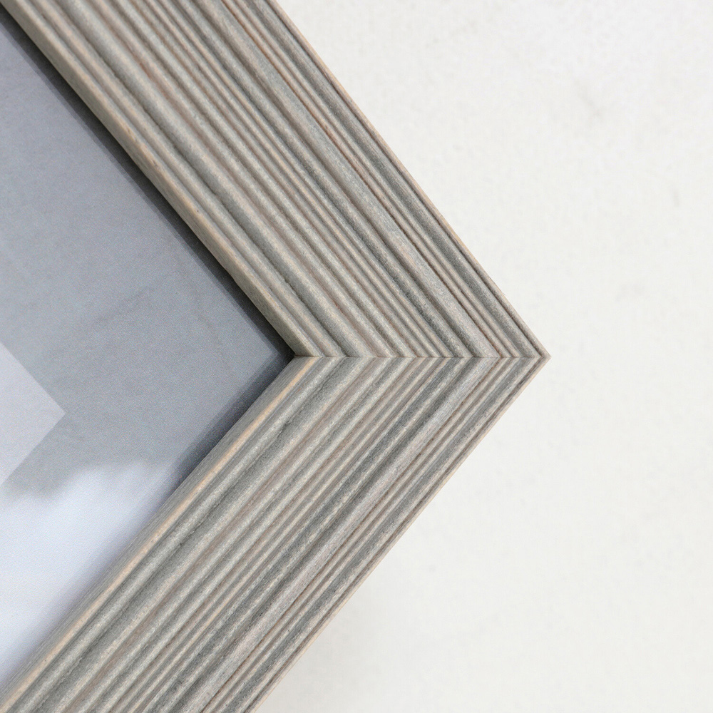 Hawthorn Wooden Photo Frame - Grey / 6 x 4in Image 4