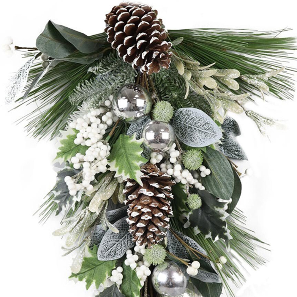 White Berry Pinecone Door Drop Image 2