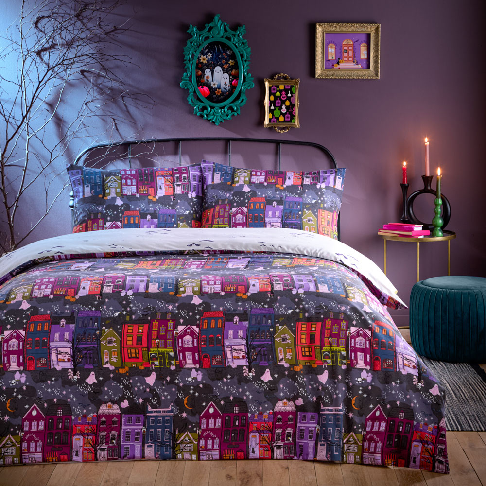 furn. Double Creepy Town Reversible Charcoal Duvet Set Image 5