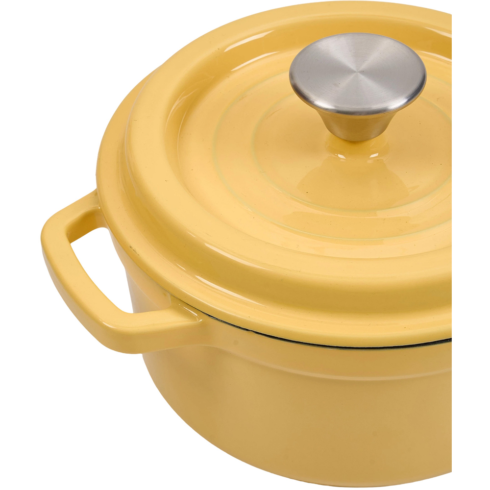 Living and Home 2.8L Yellow Enamelled Cast Iron Dutch Oven Image 5