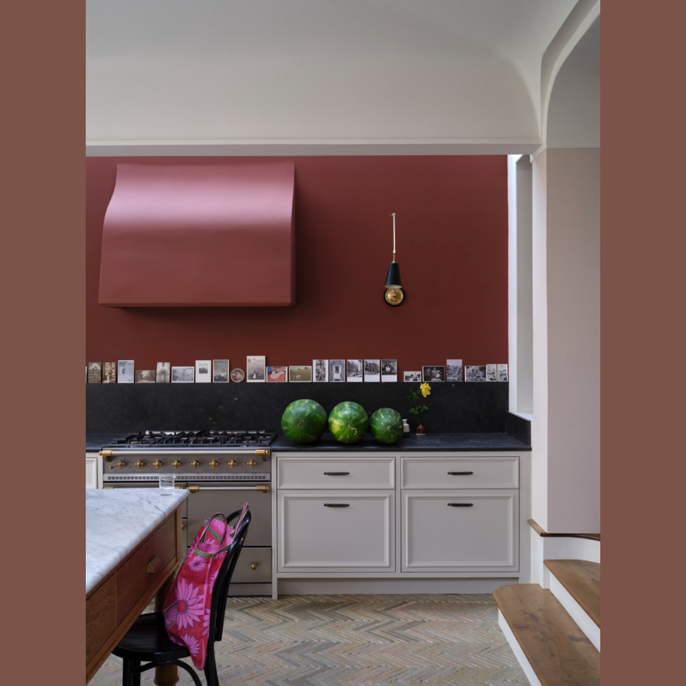 Farrow & Ball Etruscan Red Exterior Eggshell Paint 2.5L Image 4