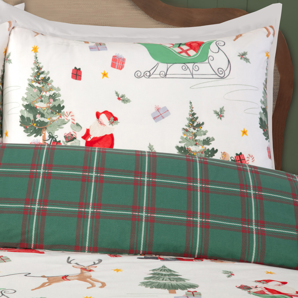 Vintage Santa Duvet Set Single Image 3