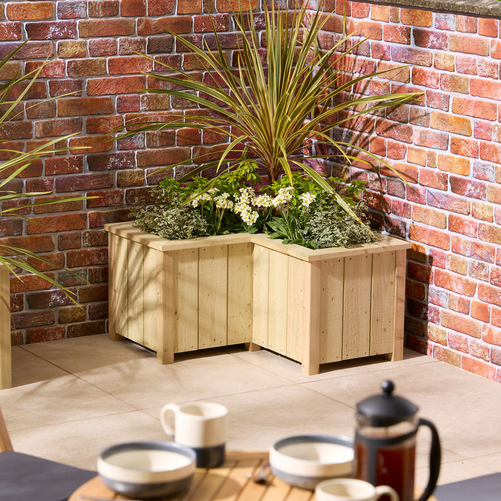 Rowlinson Signature Heritage Natural Wooden Garden Corner Planter 42 x 78.5 x 78.5cm Image 2