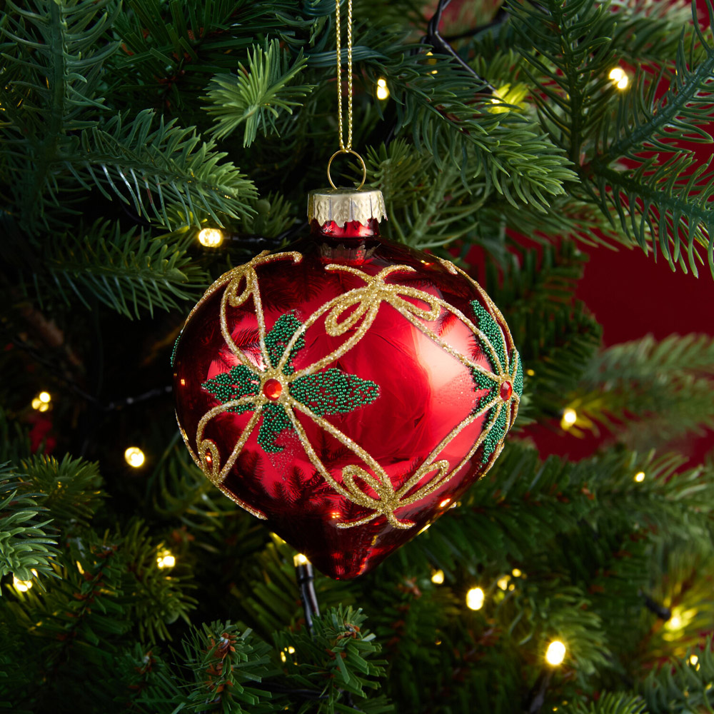 Traditional Pattern Bauble Image 5