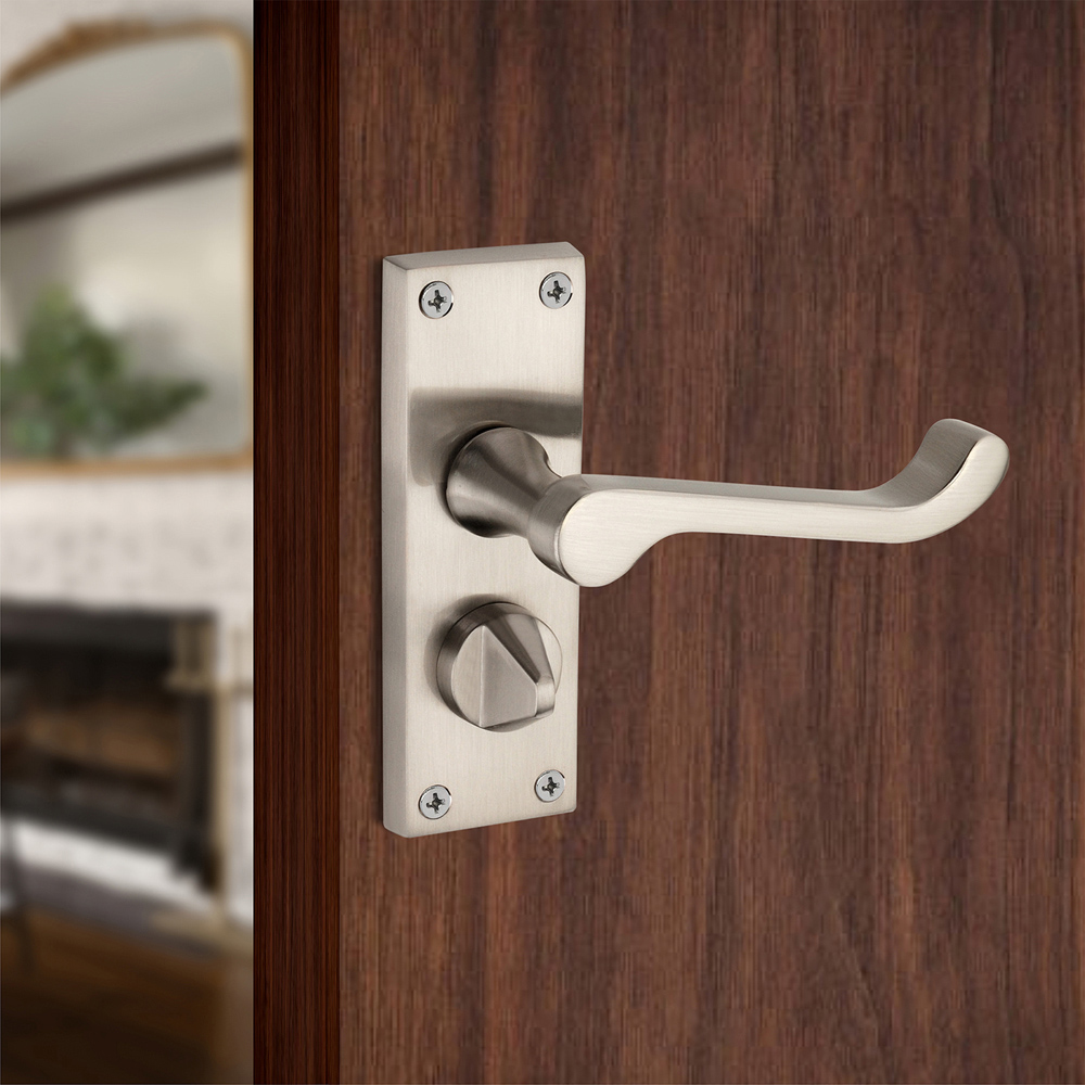 Spira Brass Victorian Satin Nickel Scroll Privacy Lever Door Handle 2 Pack Image 2