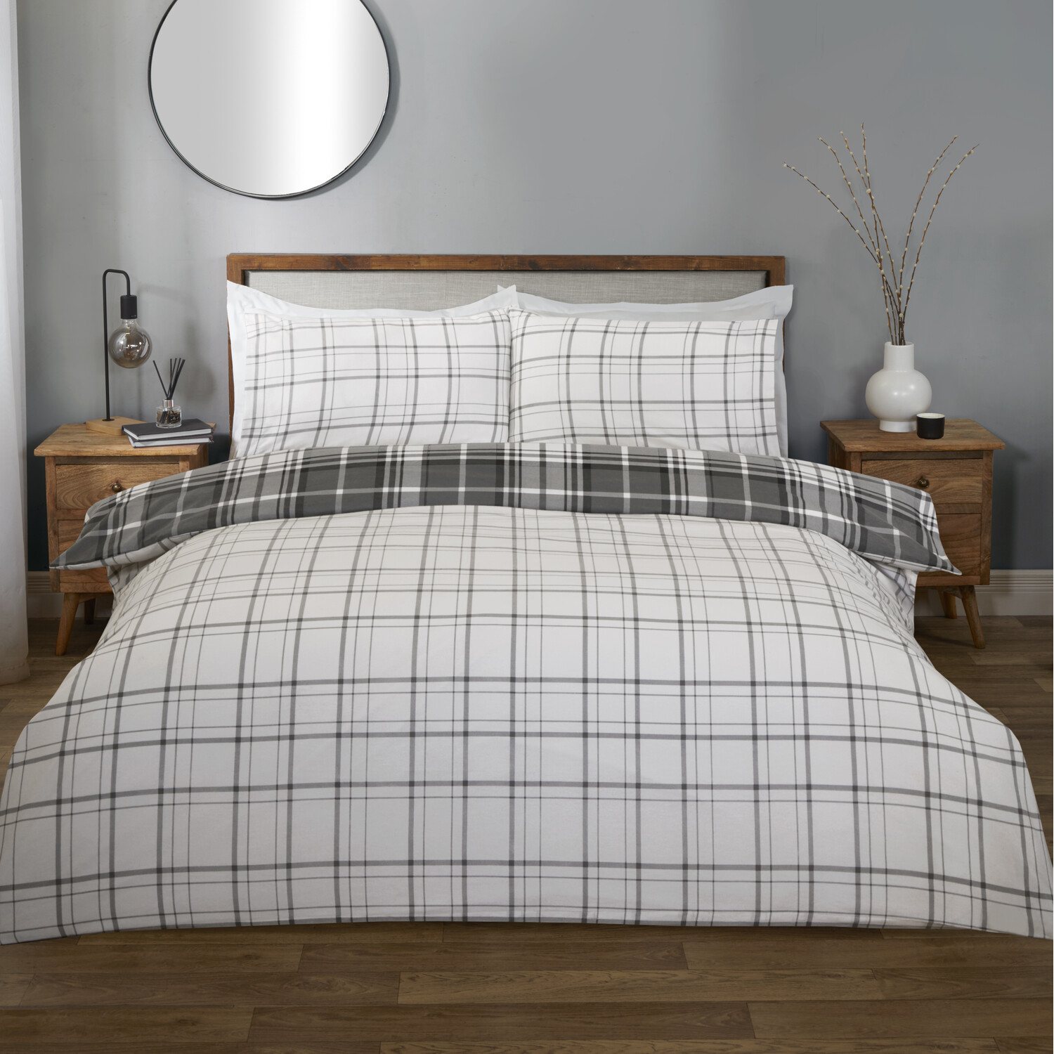 Balmoral Check Duvet Set Grey King Image 2