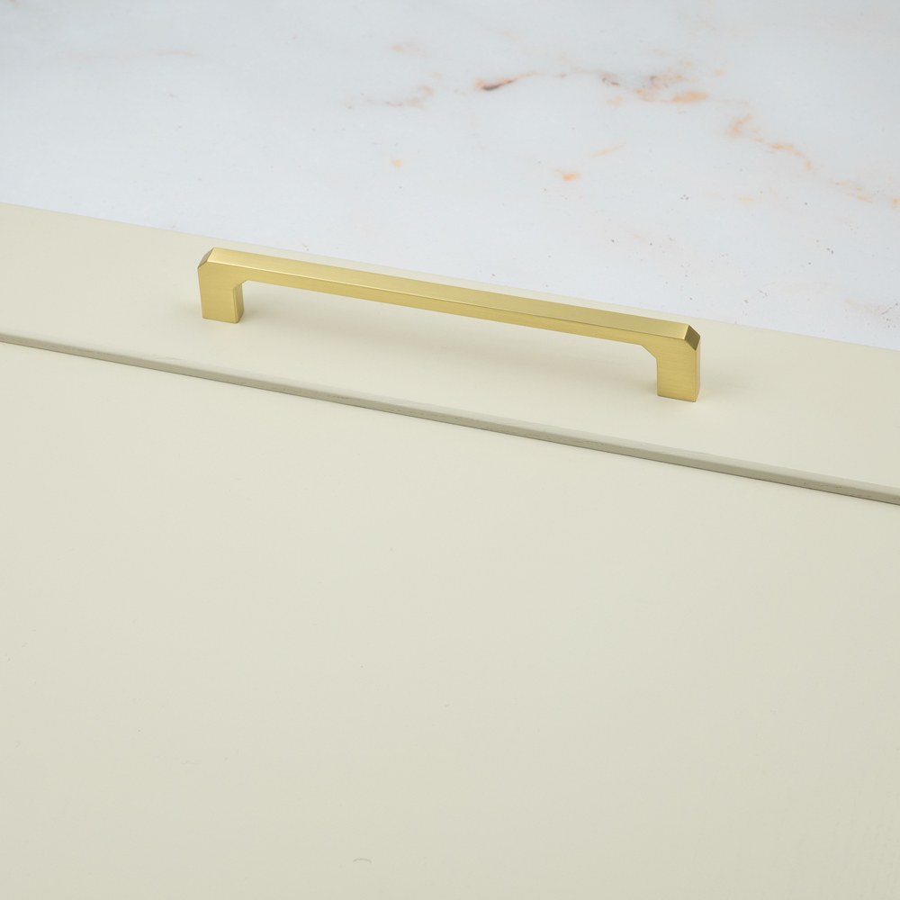 Handle & Home Brushed Brass Cut Corners Handle 160mm Image 2