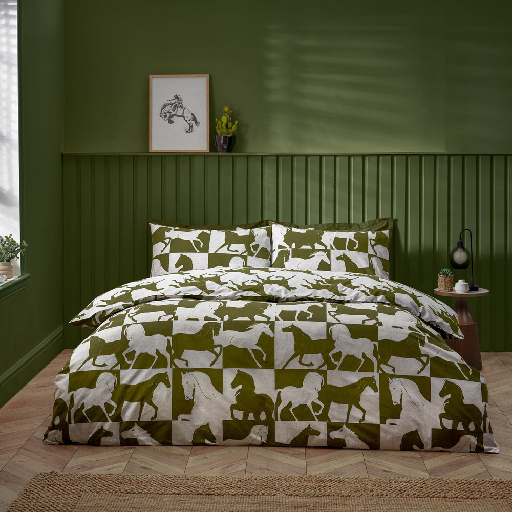 furn. Herve King Size Olive Reversible Duvet Set Image 5