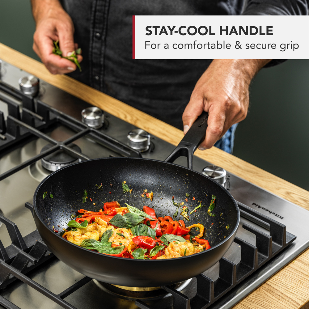KitchenAid Black Classic Forged Aluminium Wok 28cm Image 5