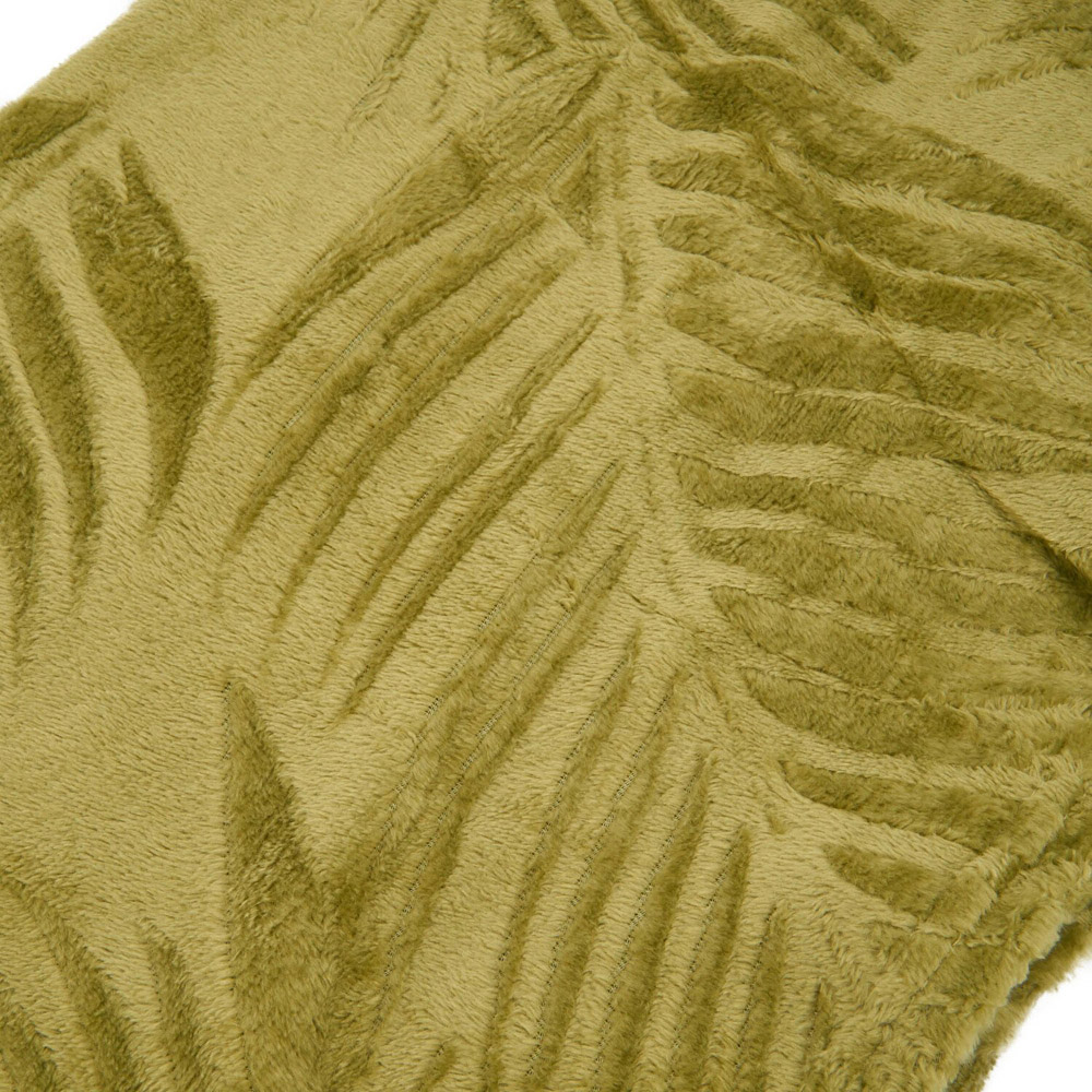 Palm Leaf Embossed Throw - Green Image 5