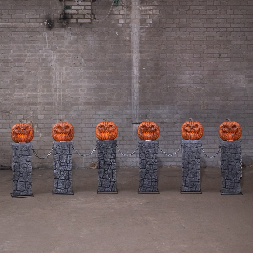 Samuel Alexander Battery Powered LED Light-Up Halloween Pumpkin Fence 97cm x 1.2m 2 Pack Image 6