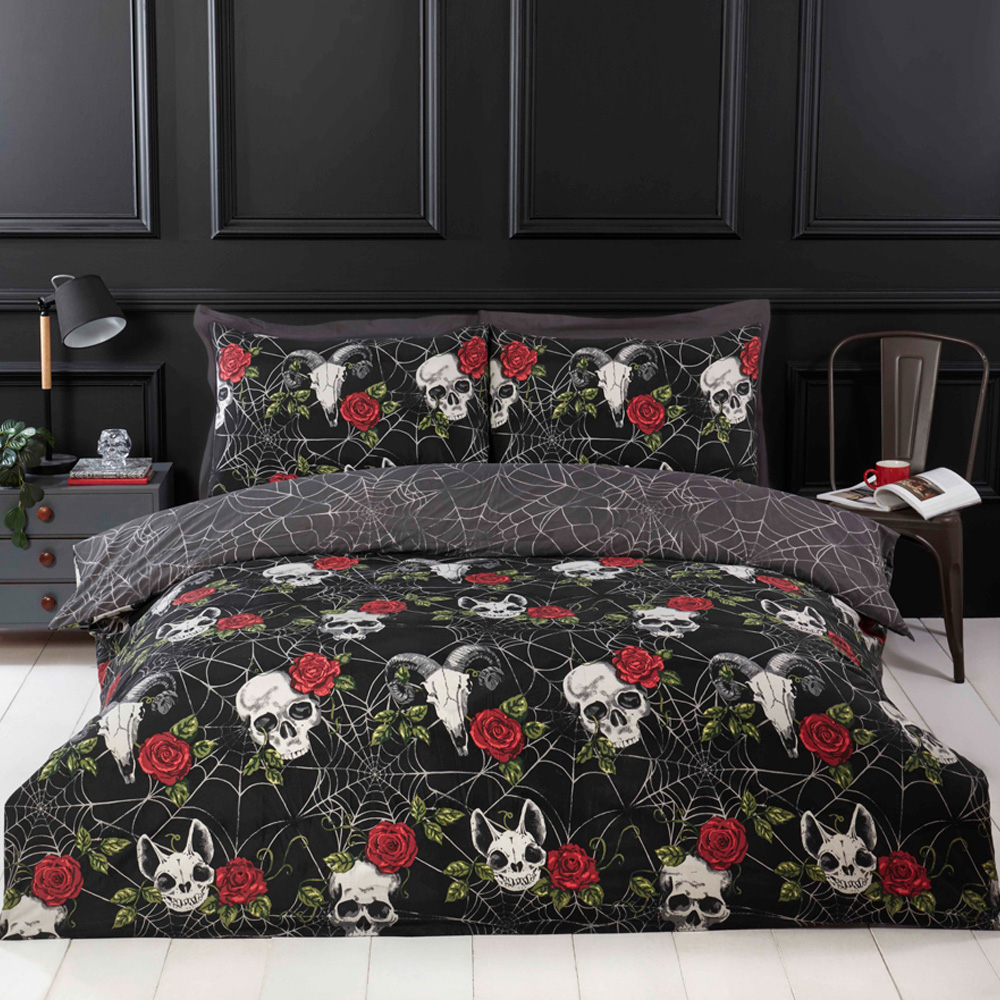 Rapport Home Skulls and Roses King Size Multicolour Microfibre Duvet Set Image 1