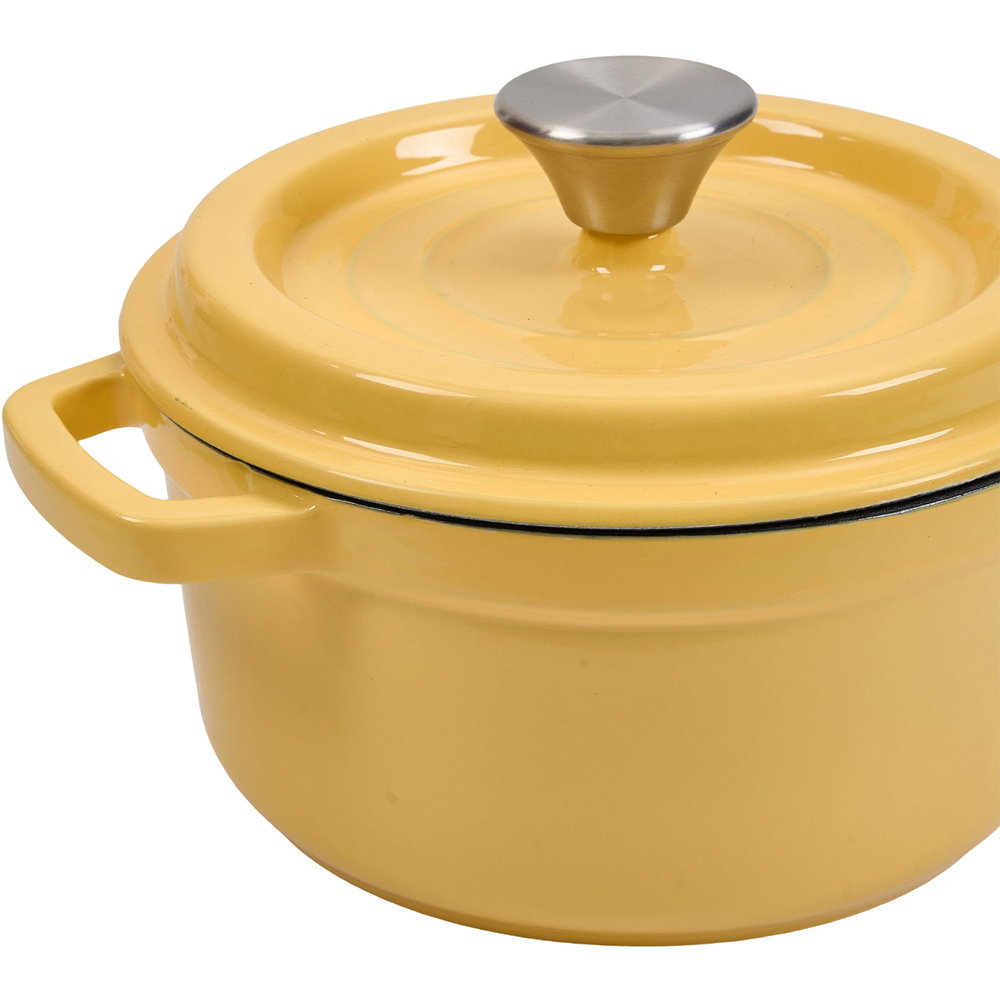 Living and Home 2.8L Yellow Enamelled Cast Iron Dutch Oven Image 3