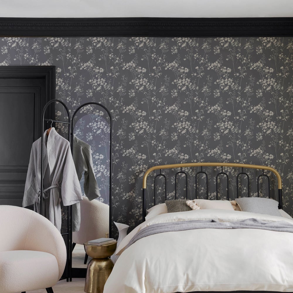 Next Leaf Floral Navy Wallpaper Image 3