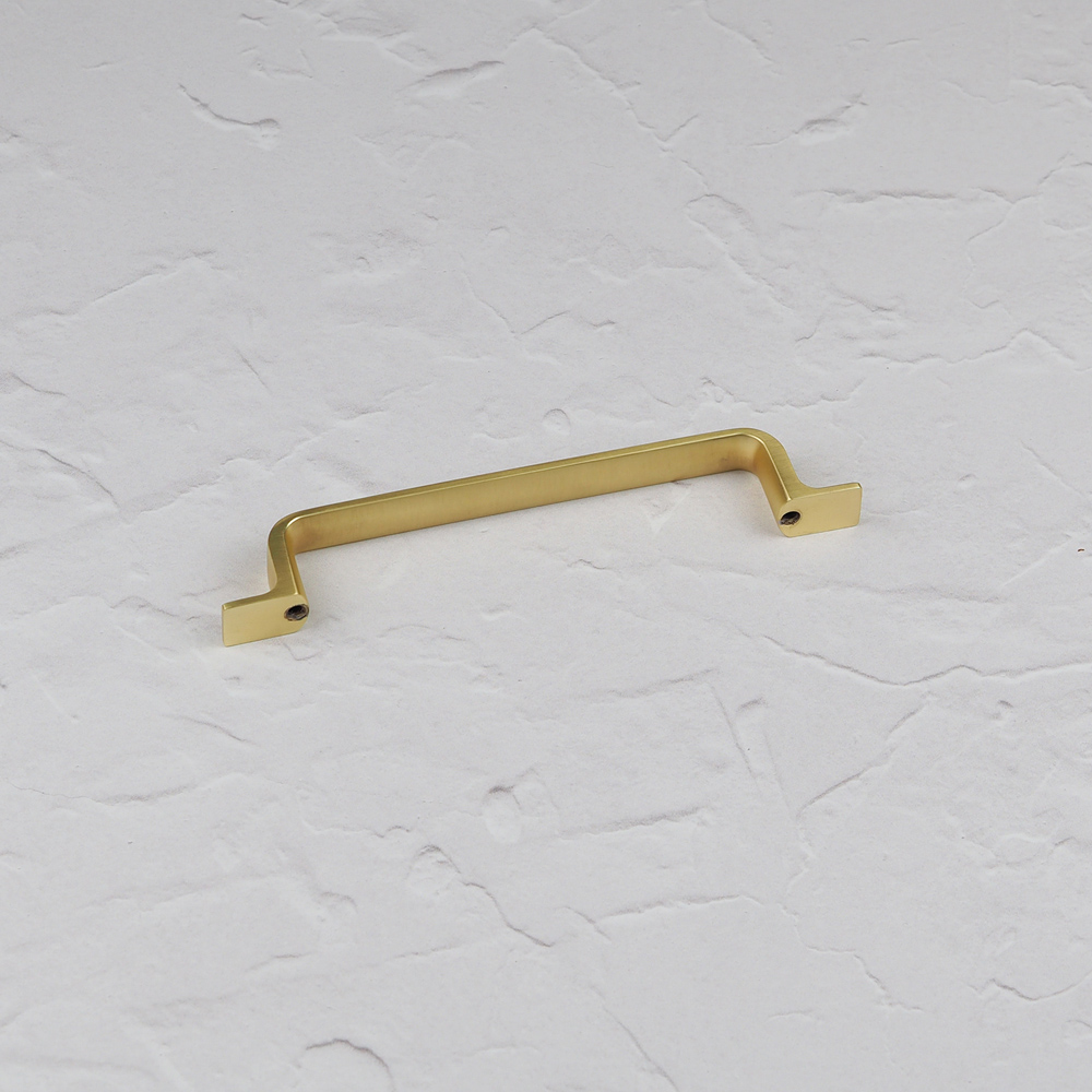 Handle & Home Brushed Brass Strap Handle 128mm Image 5