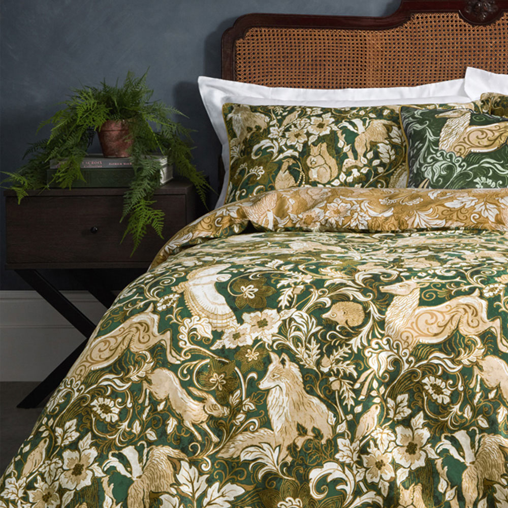 Paoletti Harewood Double Emerald Duvet Set Image 2
