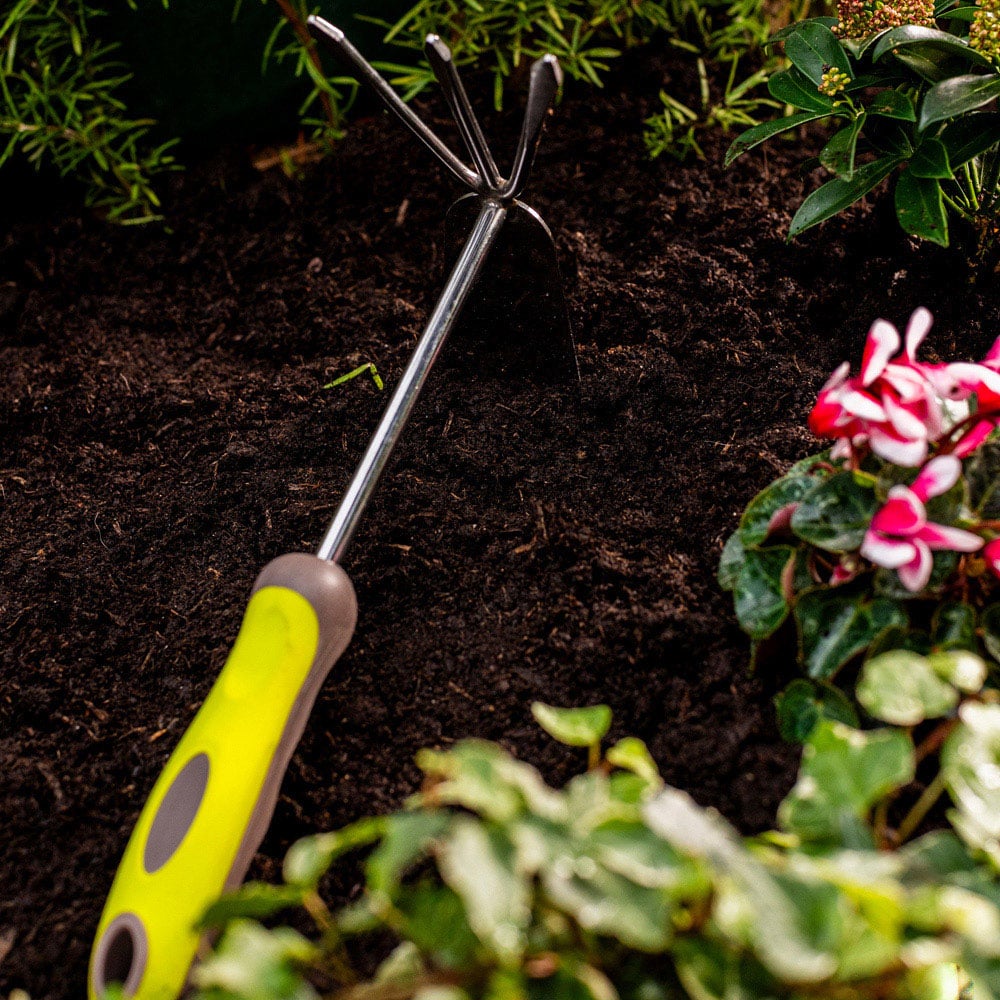 Garden Gear Stainless Steel Hand Hoe with Rake Image 2