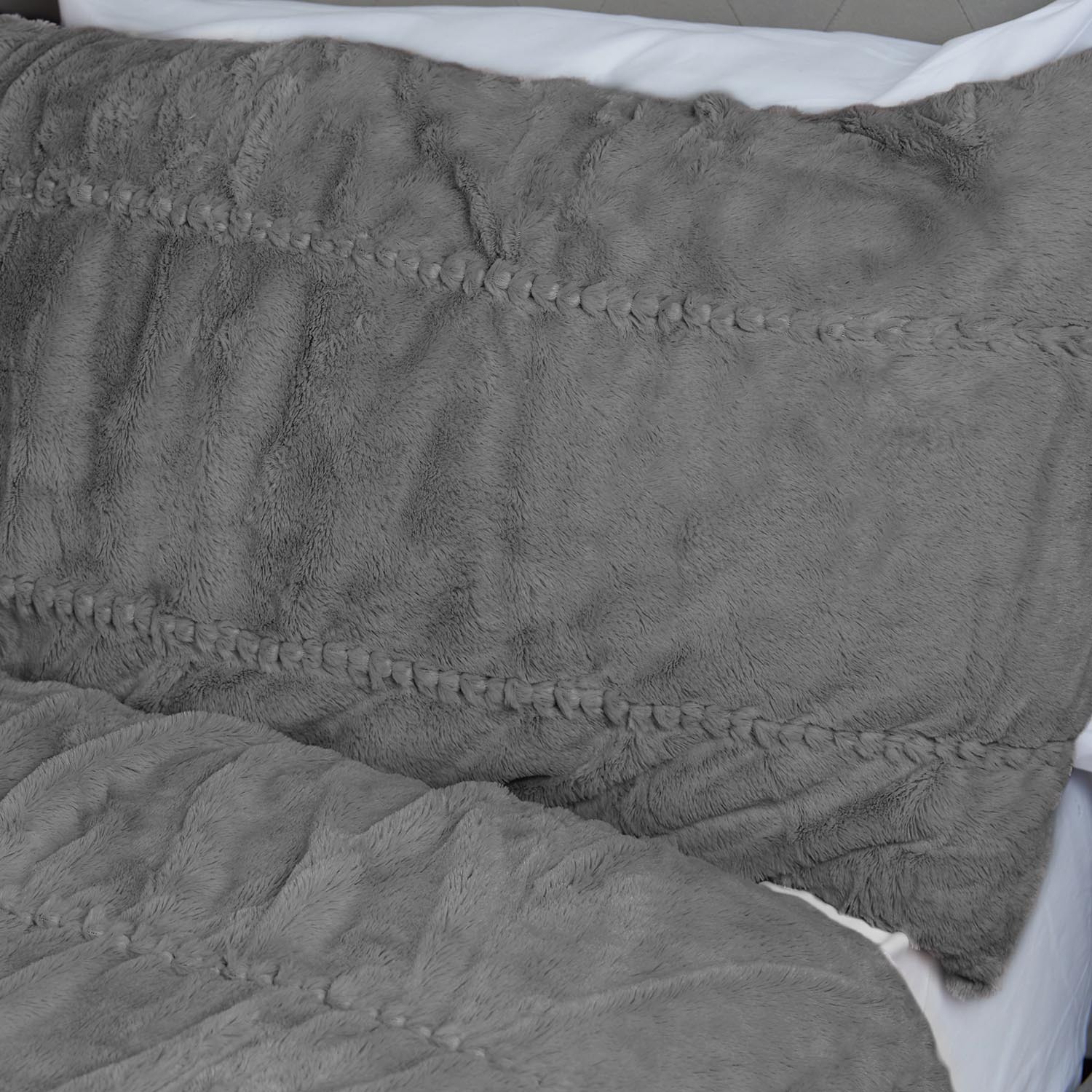 Ruched Faux Fur Duvet and Pillow Case Set - Grey / Superking Image 2