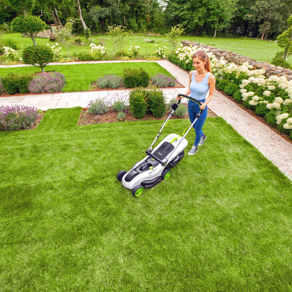 Gtech CLM50 48V Cordless Rotary Lawnmower Image 4