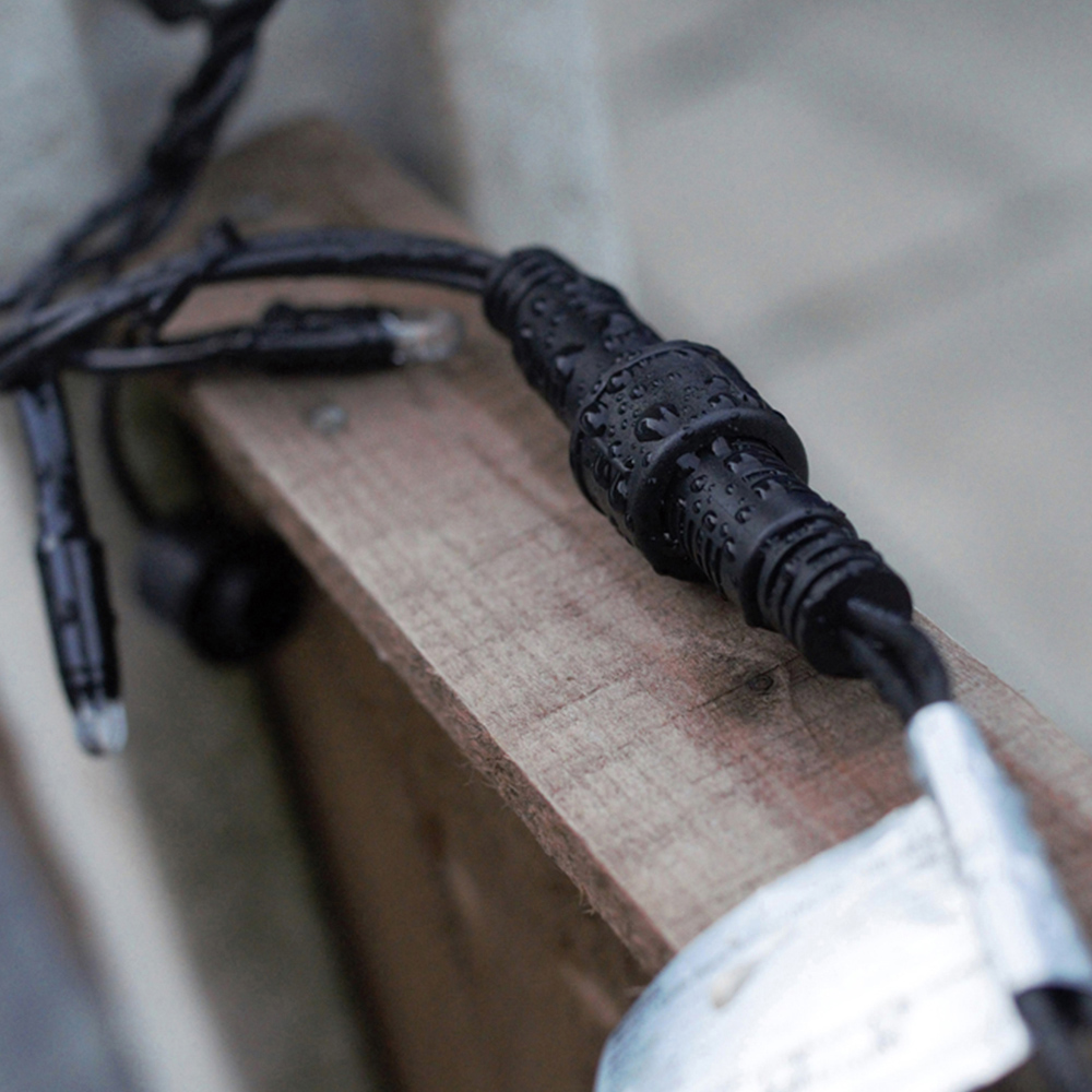 Eagle Connect 240 Warm White LED White Icicle Light 10m Image 4