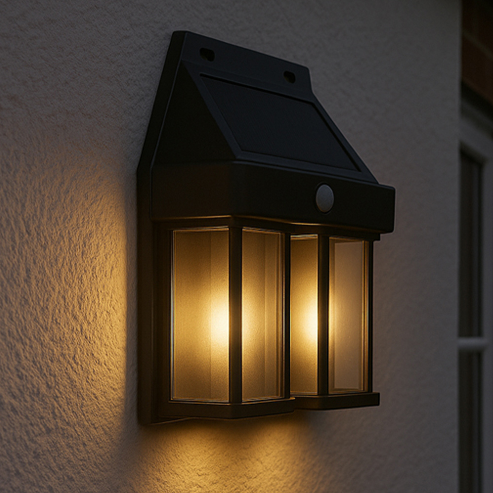 Gardenkraft Solar Sensor Garden Wall Light Image 2