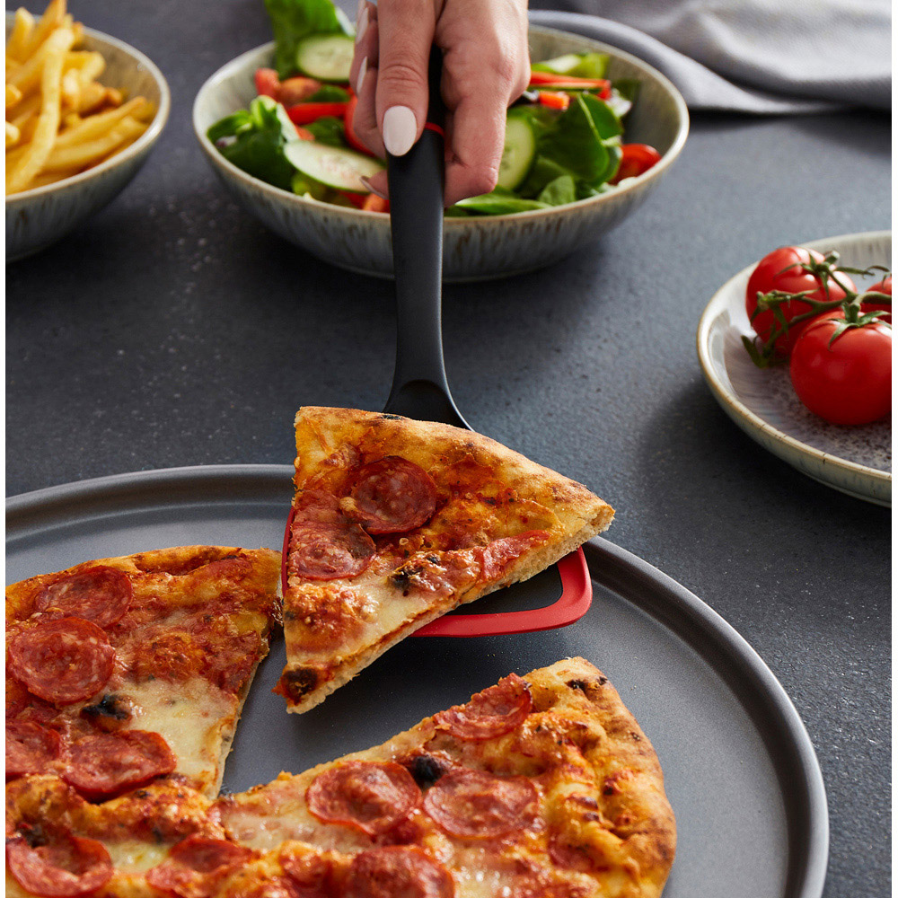 Morphy Richards Pizza Pan and Crisper Tray Set Image 7