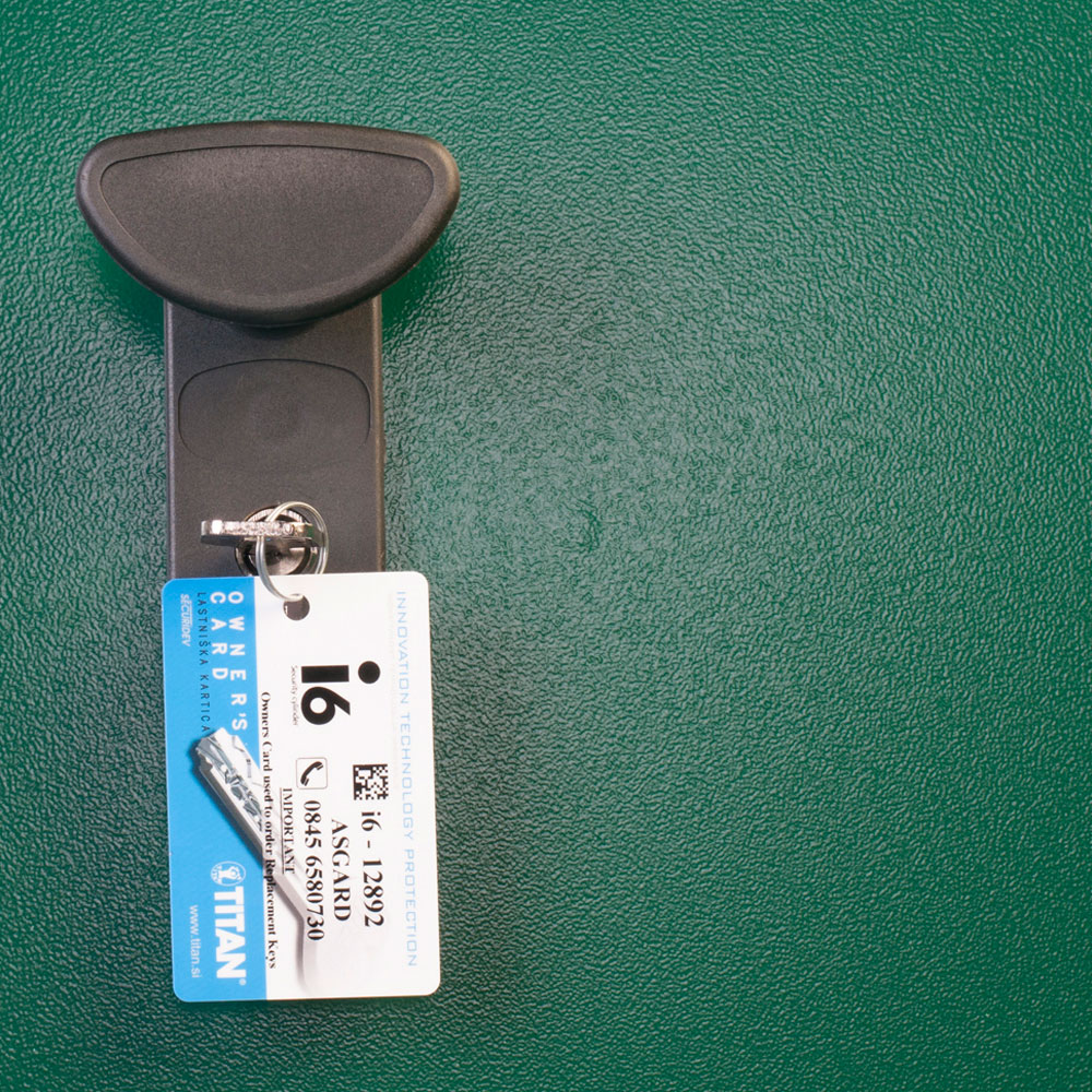 Asgard Centurion 5 x 11ft Double Door Cream High Security Apex Garden Shed Image 8