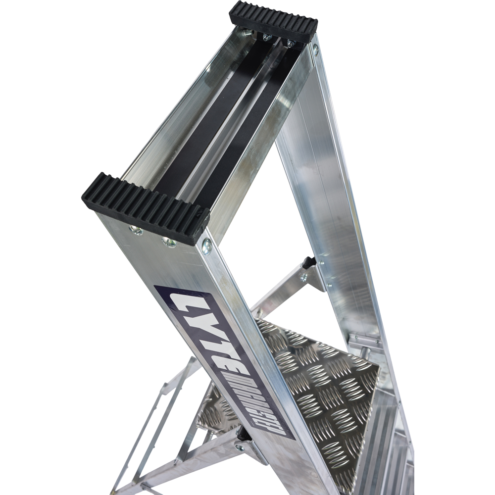 Lyte Ladders and Towers MagnaStep 7 Tread Aluminium Platform Step Ladder Image 5