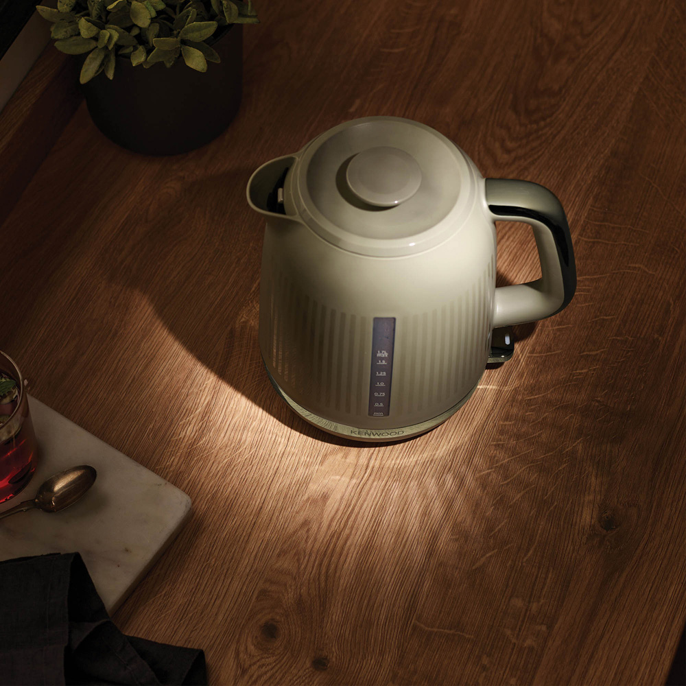 Kenwood Dusk KW0807 Green 1.7L Kettle Image 4