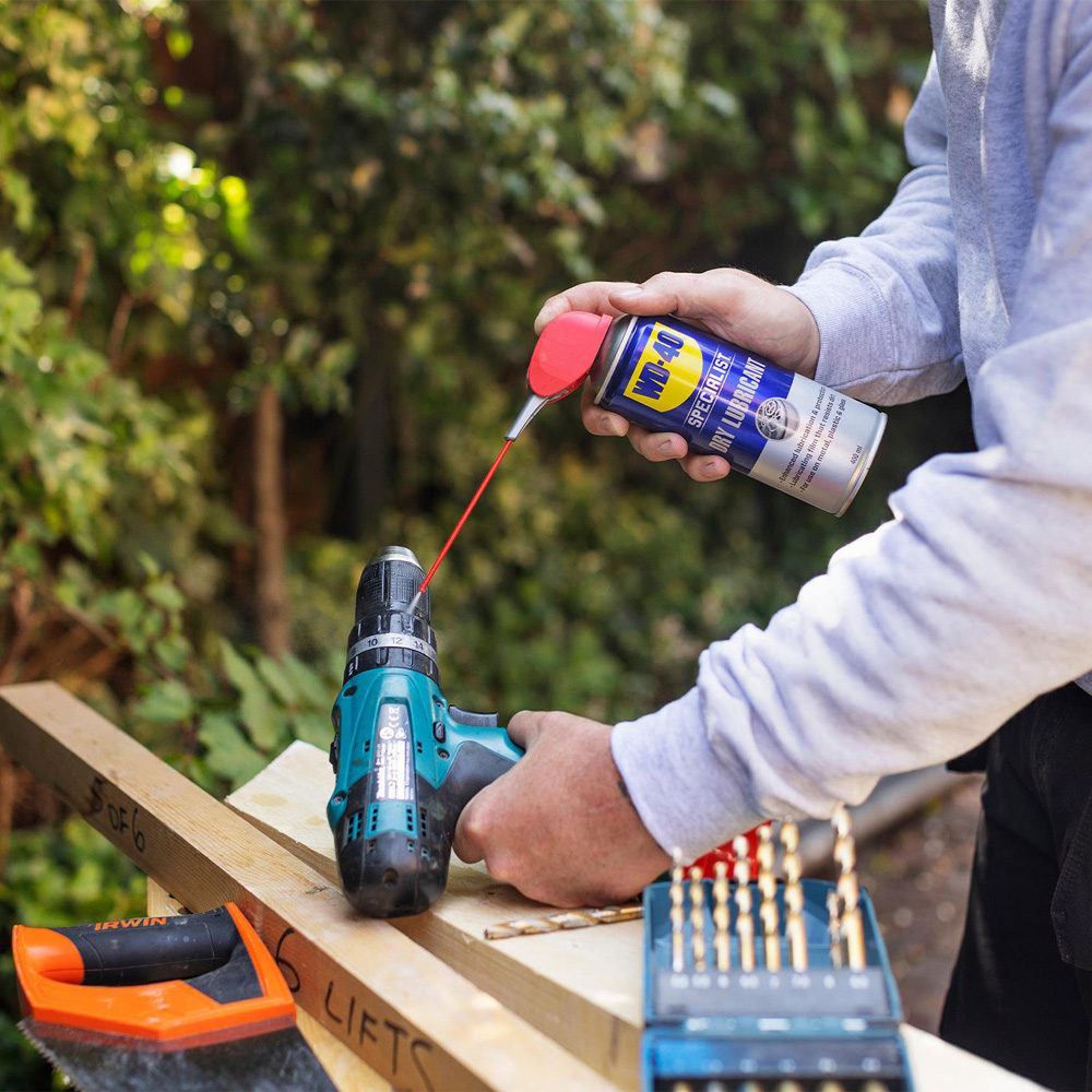 WD-40 Specialist Anti-Friction Corrosion Protection Dry Lubricant Spray 400ml Image 2