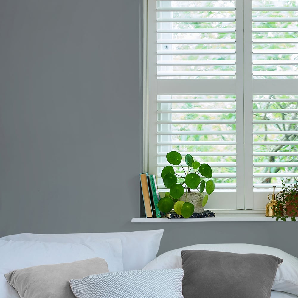 Laura Ashley Dark Slate Eggshell Paint 750ml Image 4