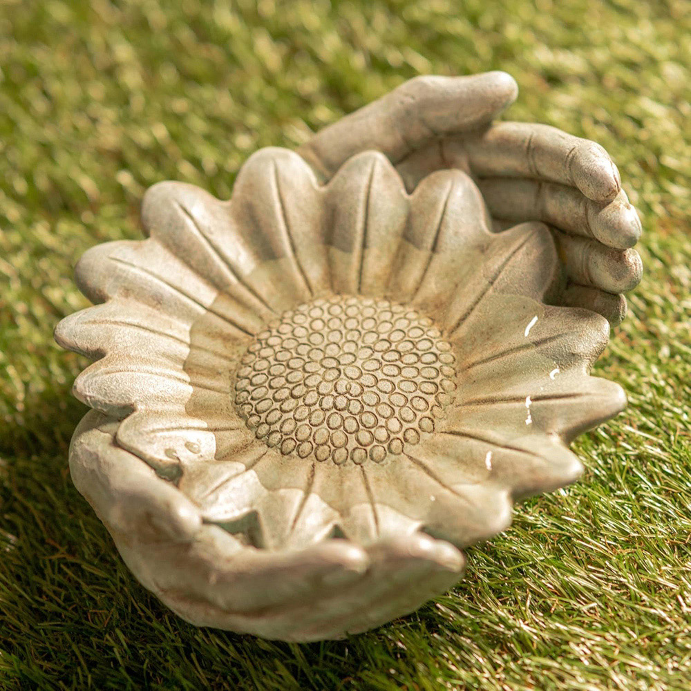 Marco Paul Summer Sunflower Bird Bath Image 3