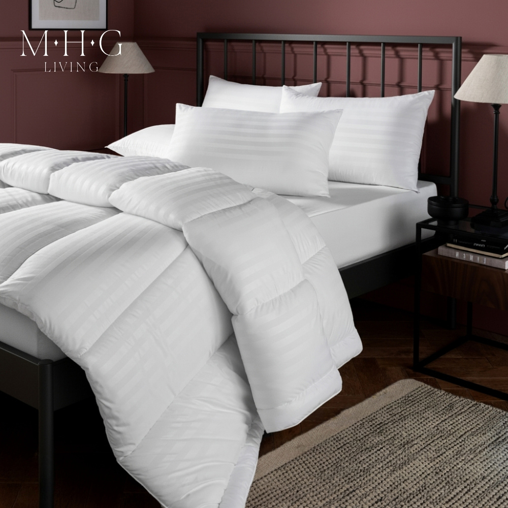 MHG Living Super King Size White Extra Warm Winter Hollowfibre Duvet Set 15 Tog Image 2