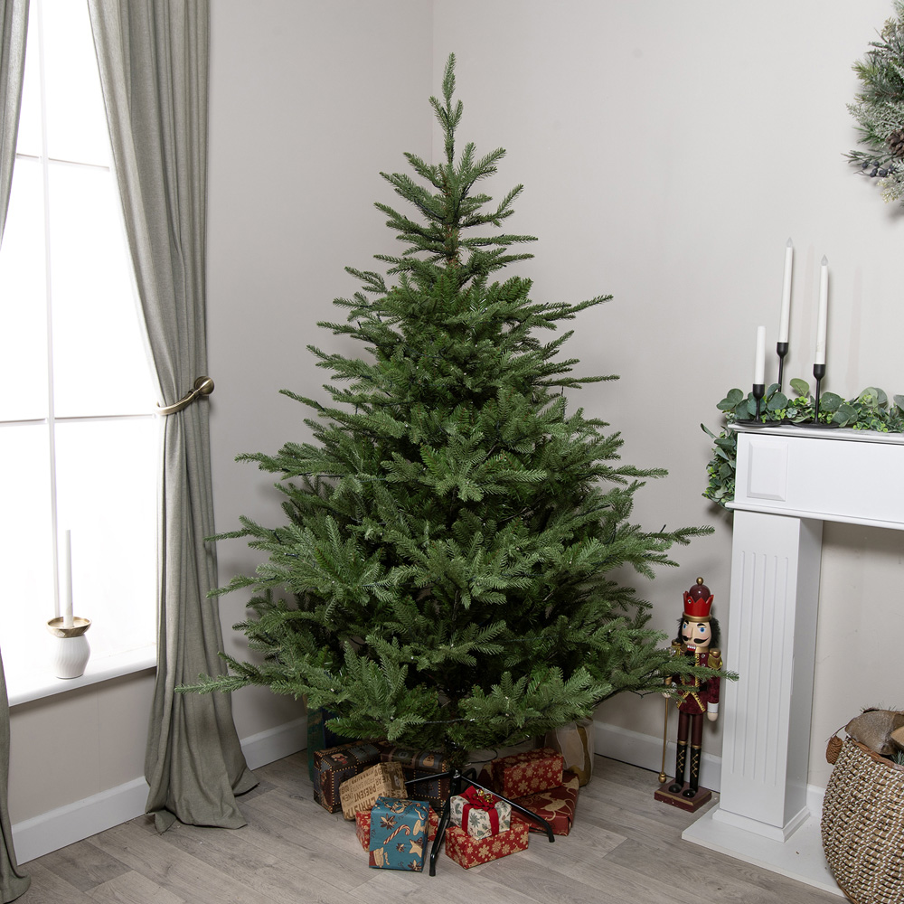 The Christmas Centre Highclere Pre-Lit Green Artificial Xmas Tree 9ft Image 9