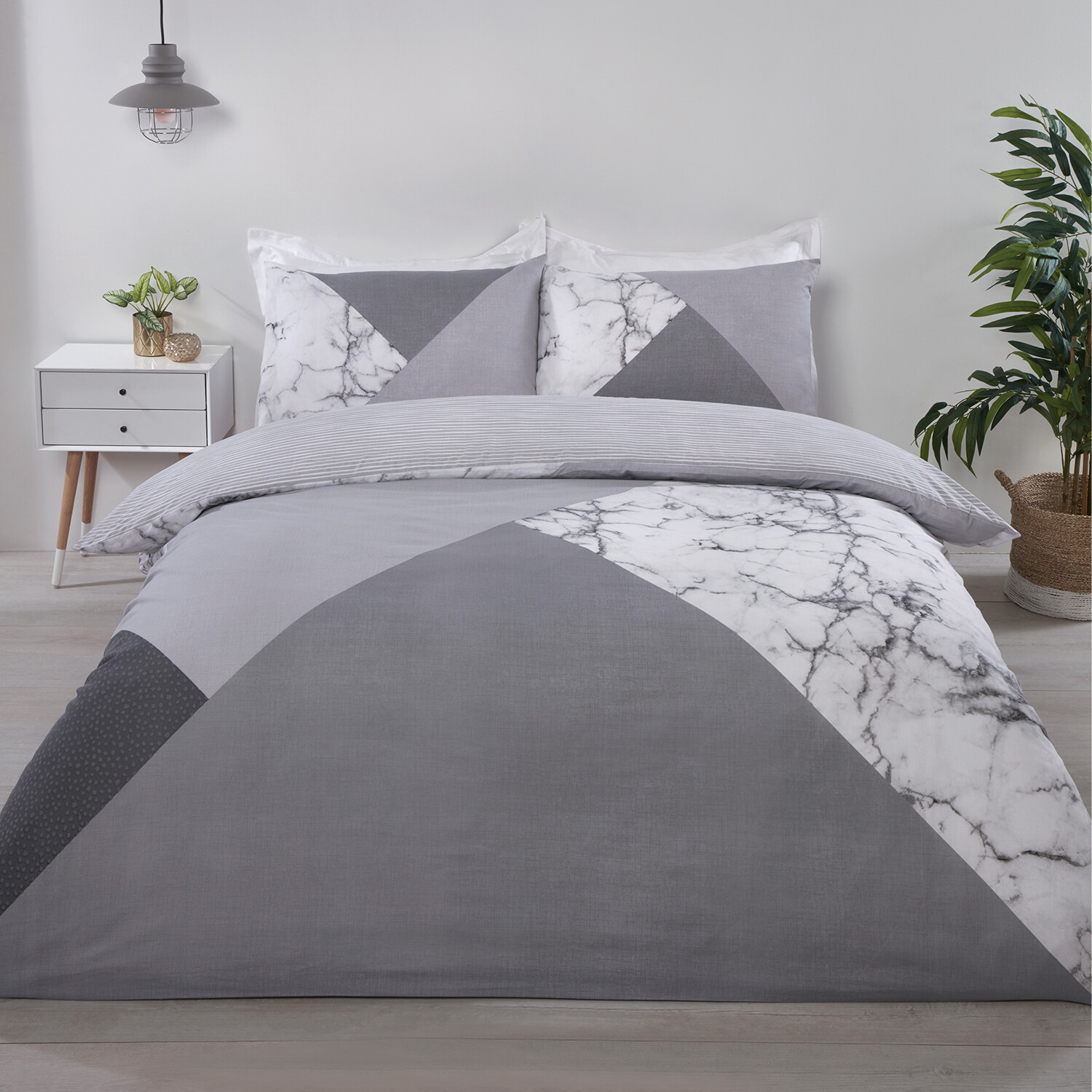 My Home Double Grey Marble Geo Duvet Set Image 1