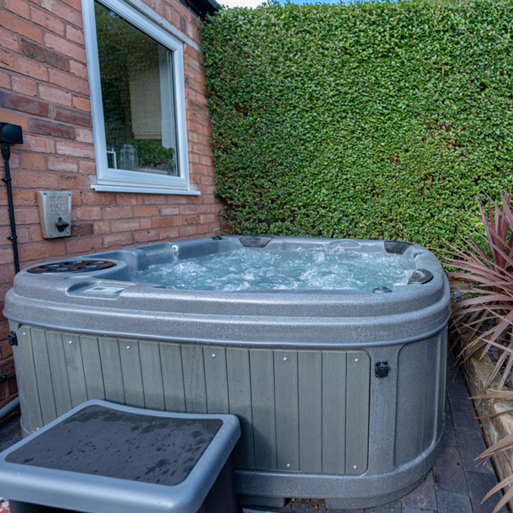 RotoSpa DuraSpa S380 5 to 6 Person Dark Grey Panel Hot Tub Image 2