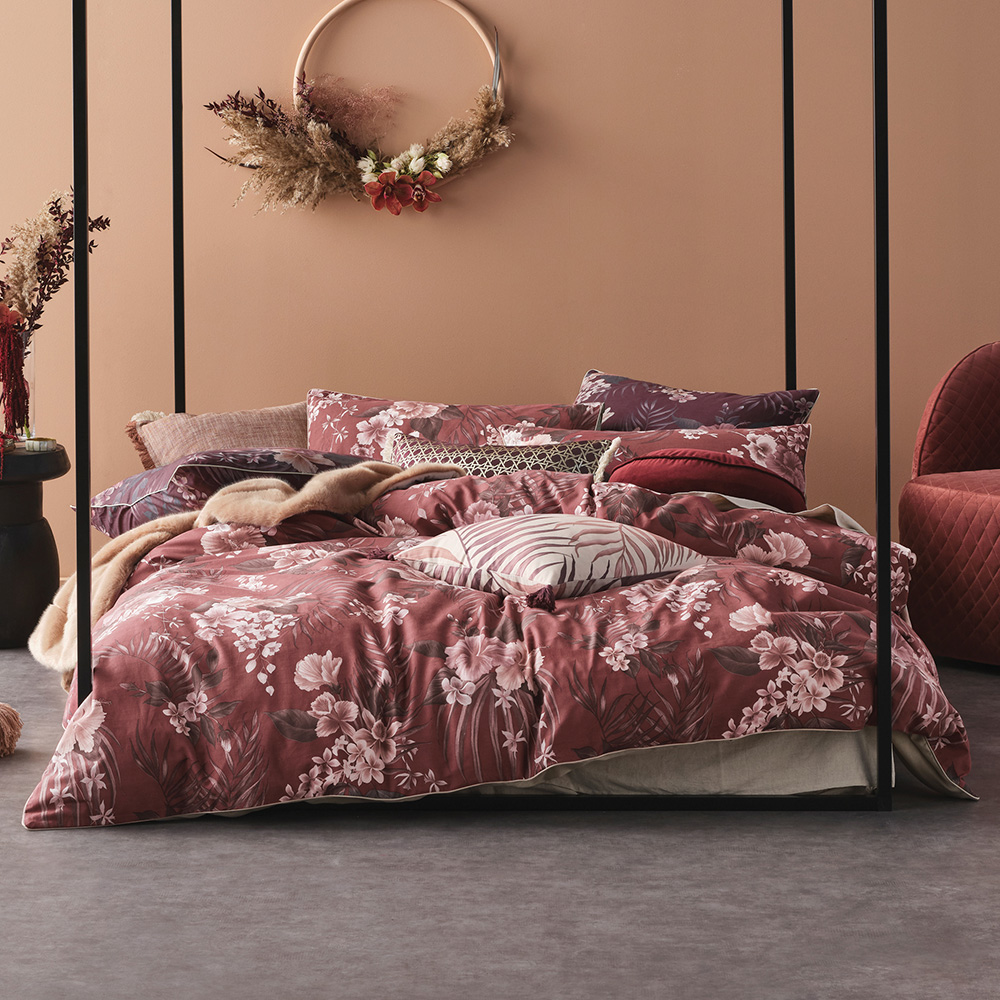 Linen House Taira King Size Floral Duvet Cover Set Image 1