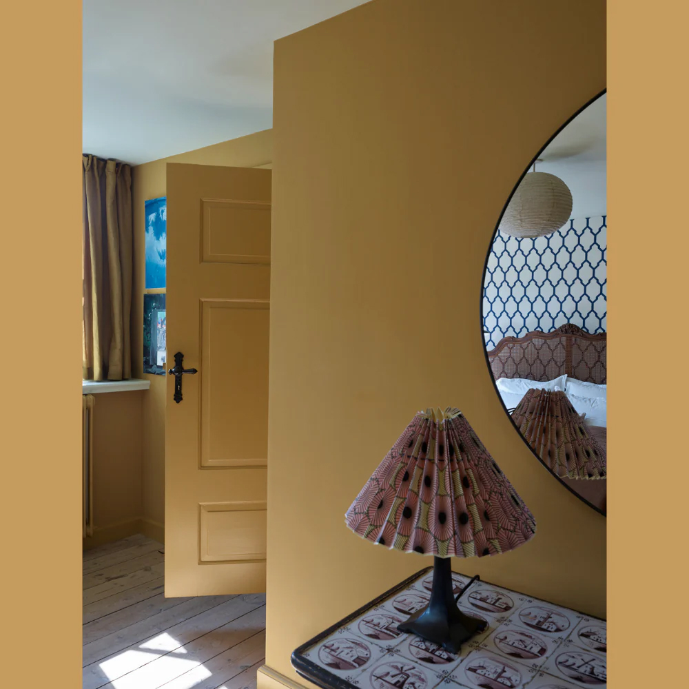 Farrow & Ball Estate Eggshell India Yellow Satin Paint 5L Image 4