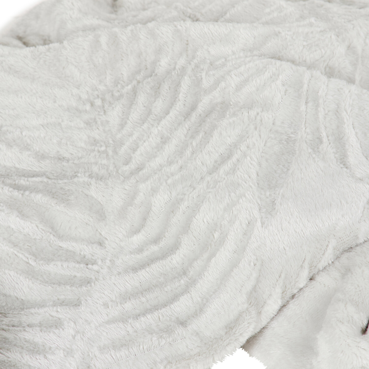 Palm Leaf Embossed Throw - Silver Image 4