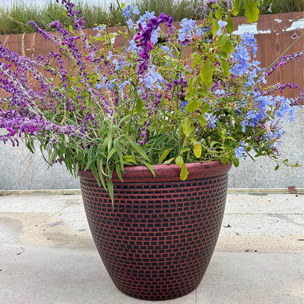 Gr8 Garden Cromarty Red Plastic Round Plant Pot 36cm 2 Pack Image 2