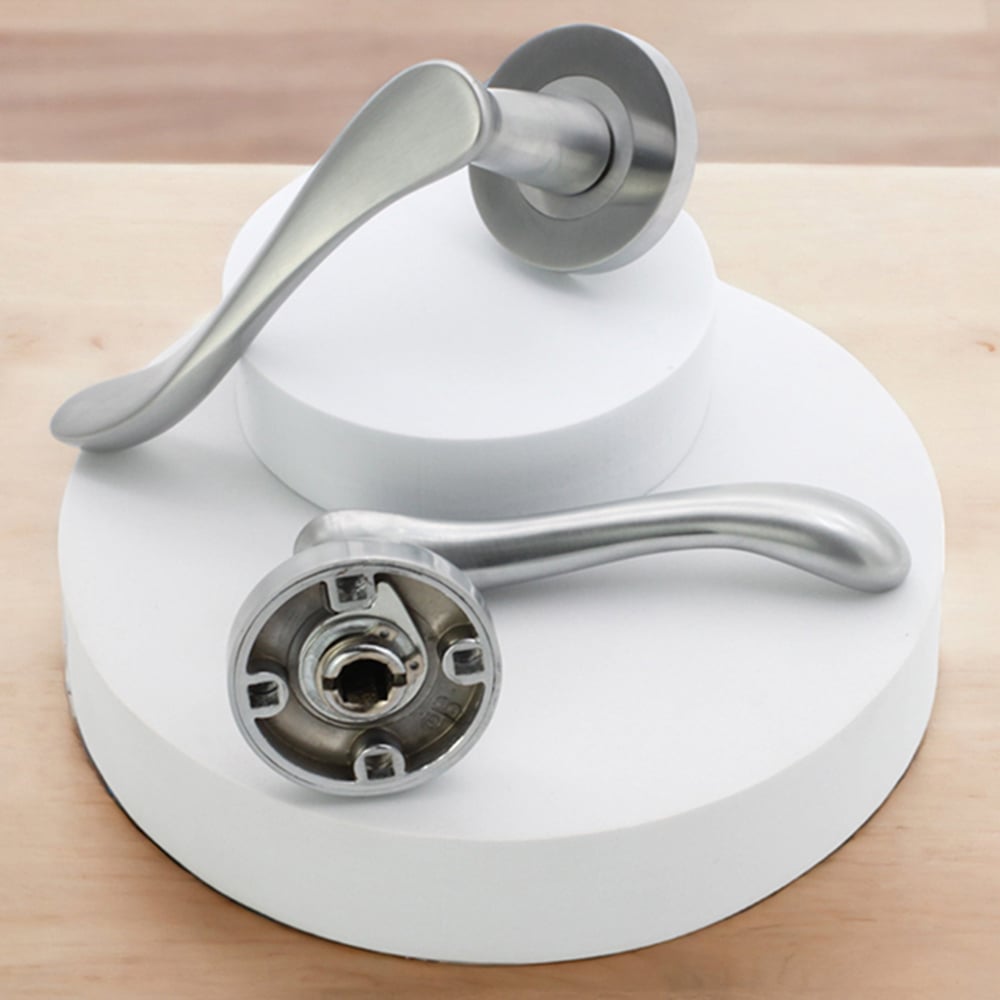 Spira Brass Rosalie Satin Chrome Lever Door Handle 2 Pack Image 4