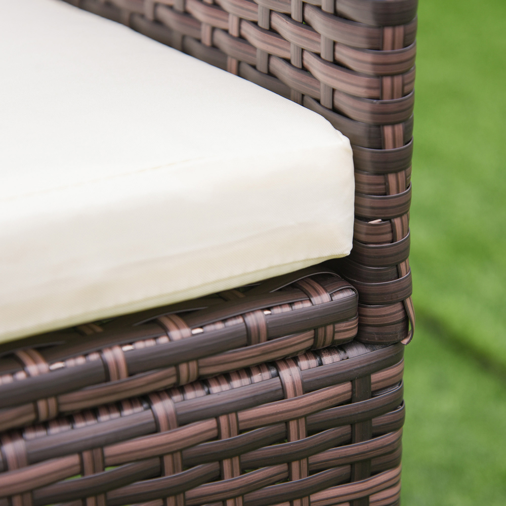 Outsunny Set of 2 Rattan Arm Chairs Image 3