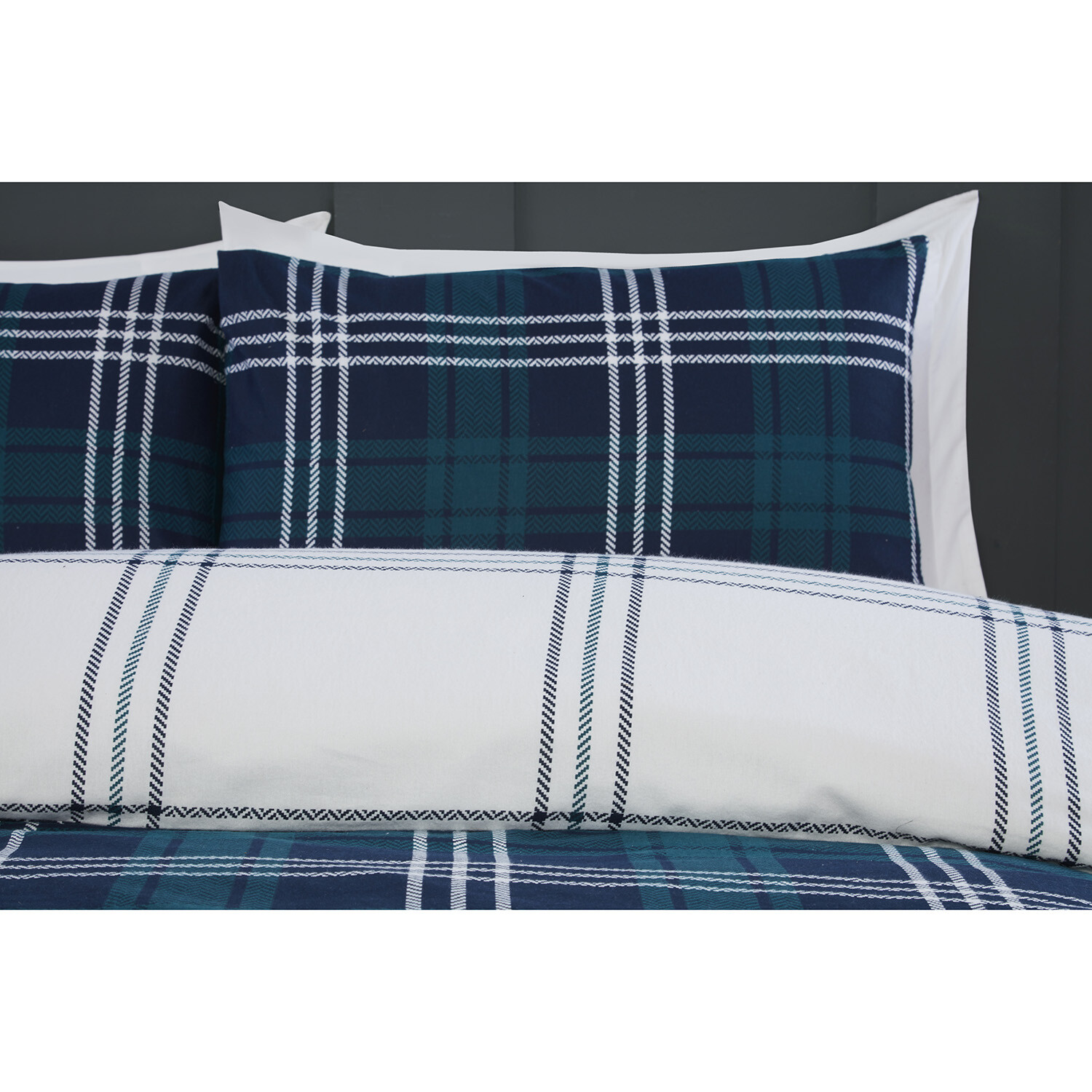 Kirkland Check Duvet Cover and Pillowcase Set - Navy / King Image 3