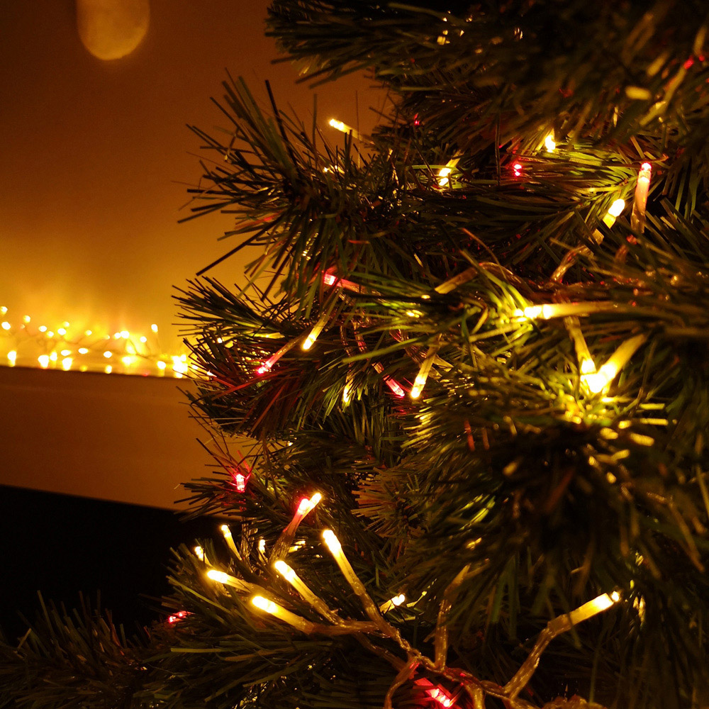 Premier ClusterBrights 960 Red and Gold Vintage LED Multi-Function Christmas Cluster Light 12.4m Image 4