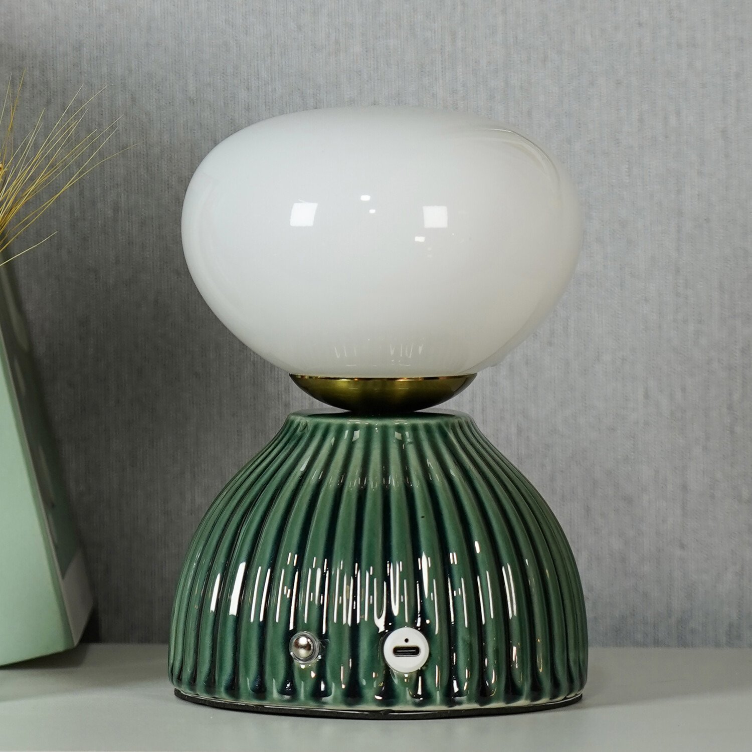 Kinzlee Rechargeable Lamp Image 3