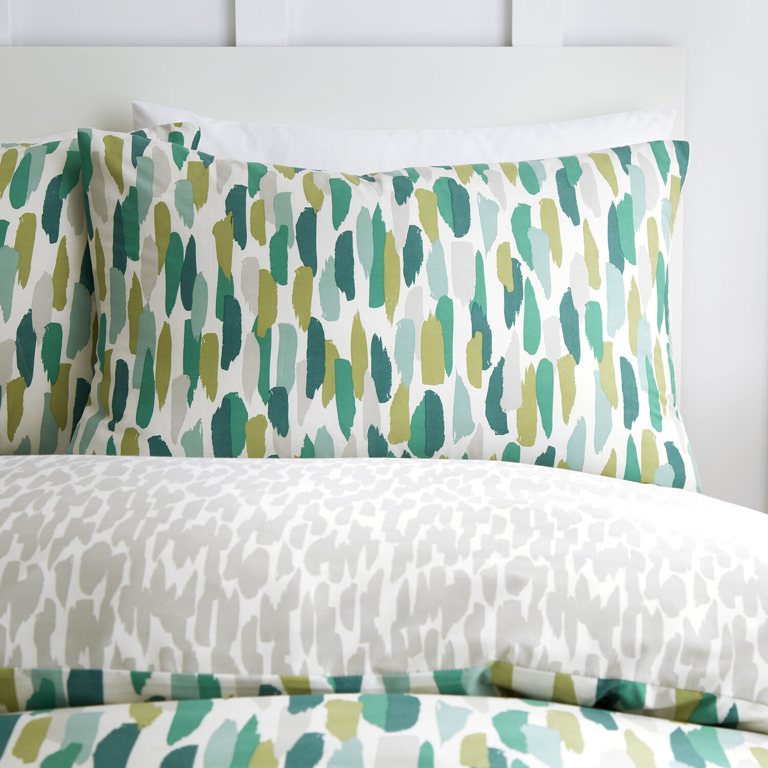 My Home Ellison Duvet Cover and Pillowcase Set - Green / Single Image 3