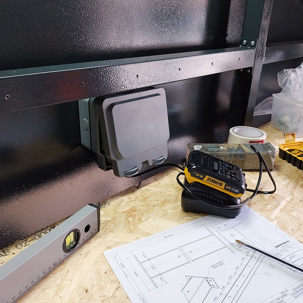 Asgard Garrison 10 x 14ft Double Door Cream High Security Apex Workshop Shed Image 4