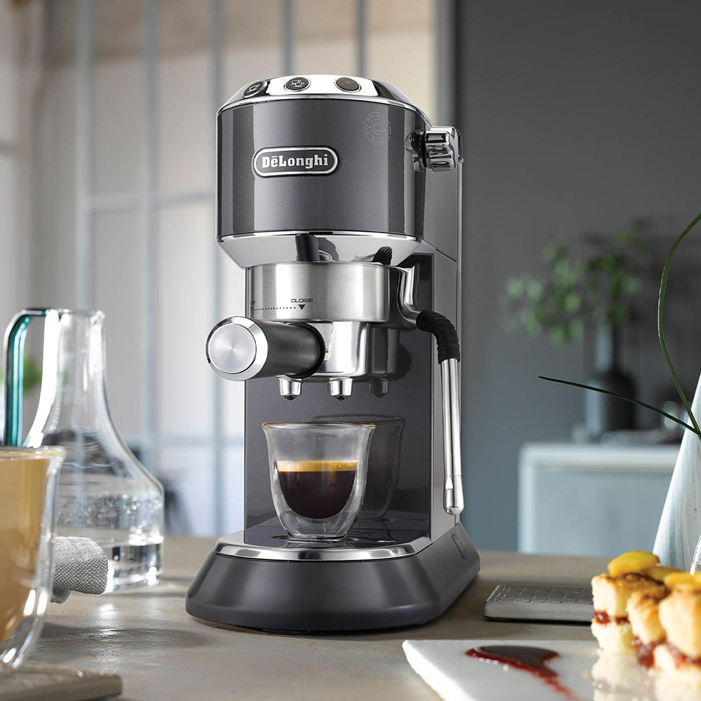 De'Longhi EC885.GY Grey Dedica Arte 1L Manual Coffee Machine Image 2